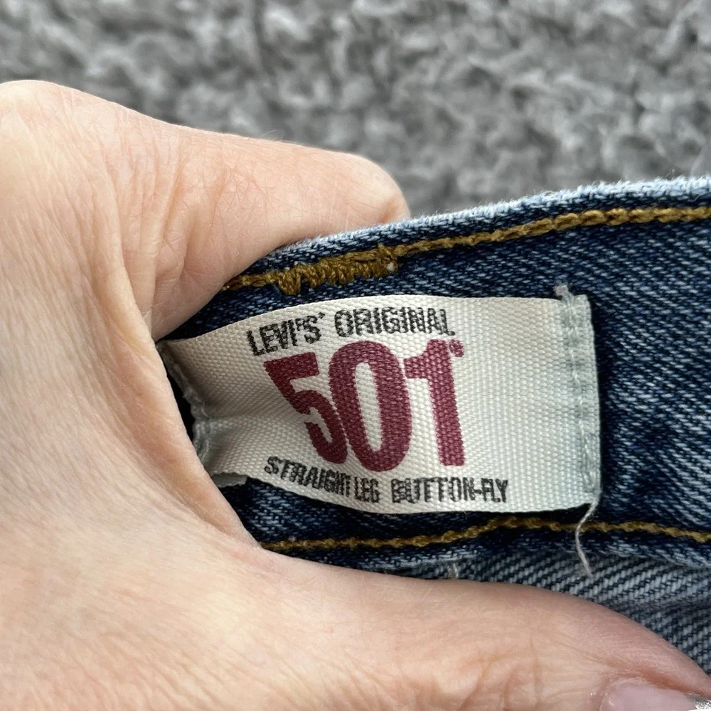 VTG Levis 501 Jeans Mens 34X33 Blue Straight Leg Button Fly Y2K Denim